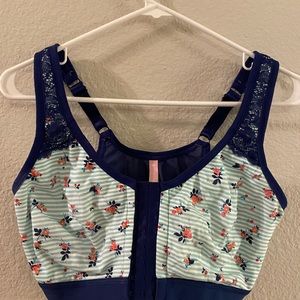 40DDD cotton front closure bra